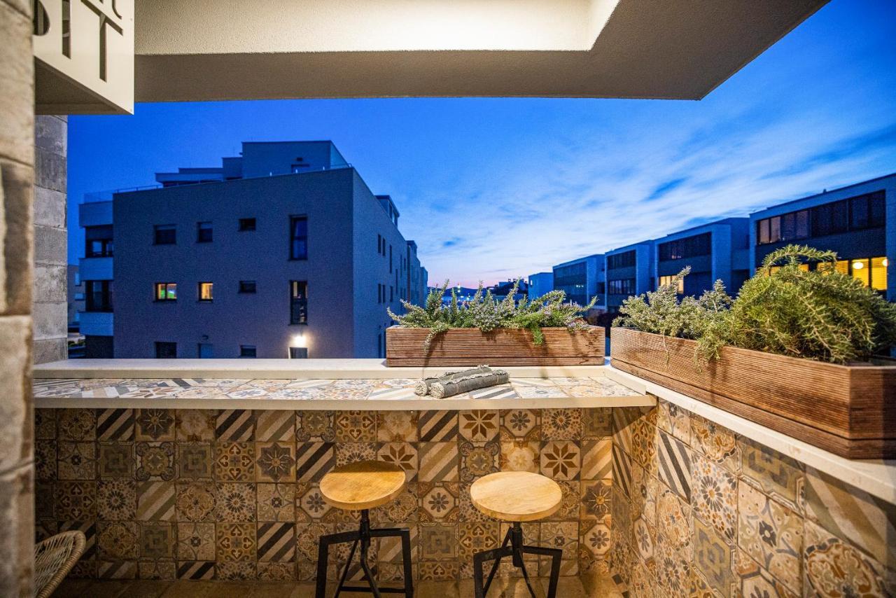 Ika Boutique Luxury Apartments Задар Екстер'єр фото