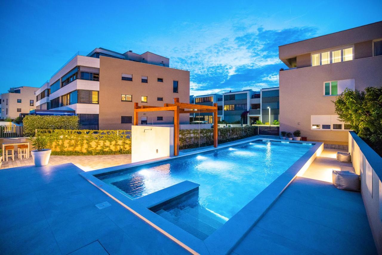 Ika Boutique Luxury Apartments Задар Екстер'єр фото
